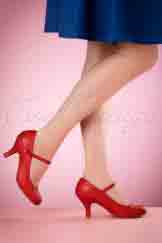 50s Bettie Pumps in Red