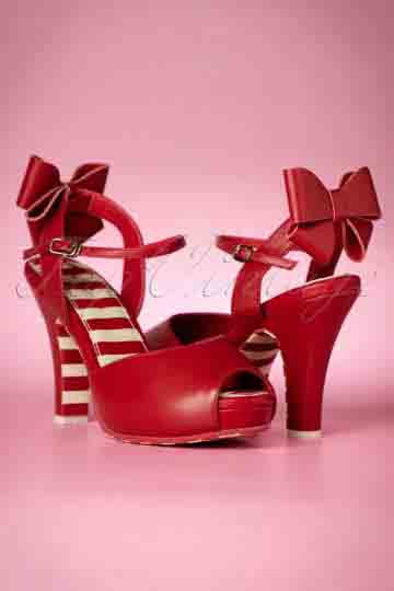 TopVintage Exclusive ~ 50s Angie Cute Bow Sandals in Red